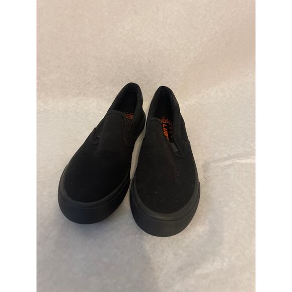 Lugz Clipper Classic Slip On Men's 7 Women's 9 Black Slip Resistant Sneaker - Picture 2 of 10